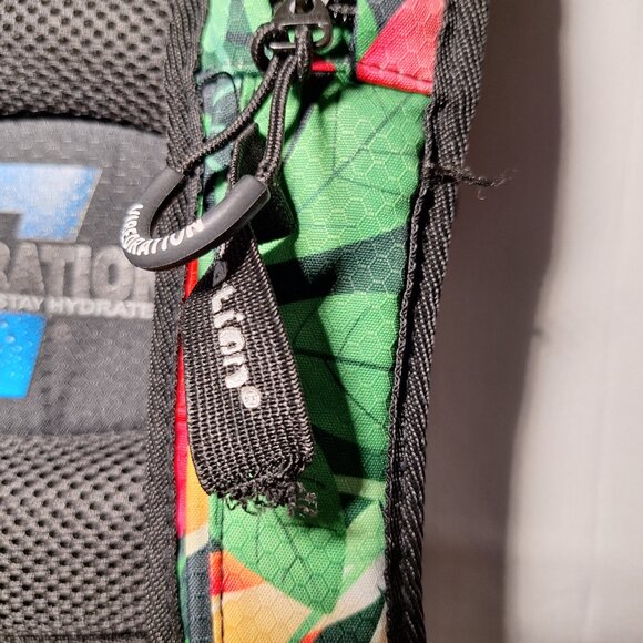 Vibedration Hydration Backpack w/o bladder - Tropical - Used - Picture 10 of 13